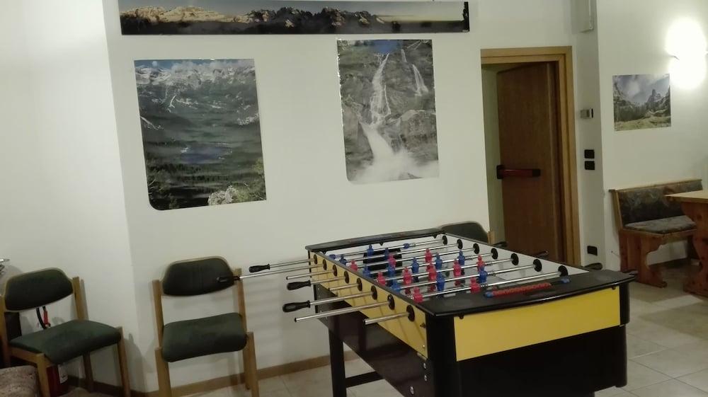 Hotel Villa Emma Madonna Kültér fotó