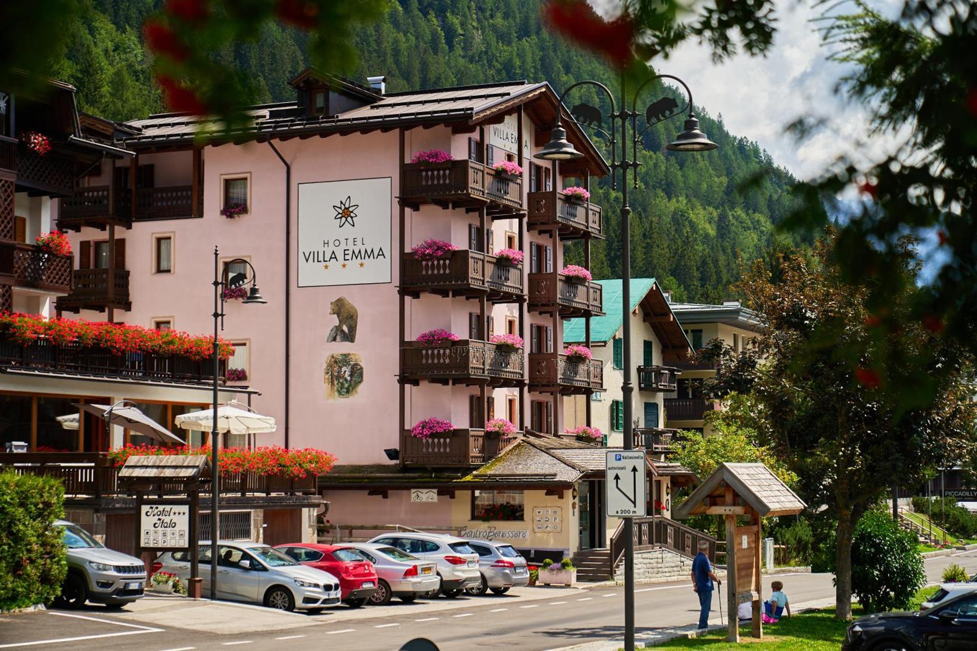 Hotel Villa Emma Madonna Kültér fotó