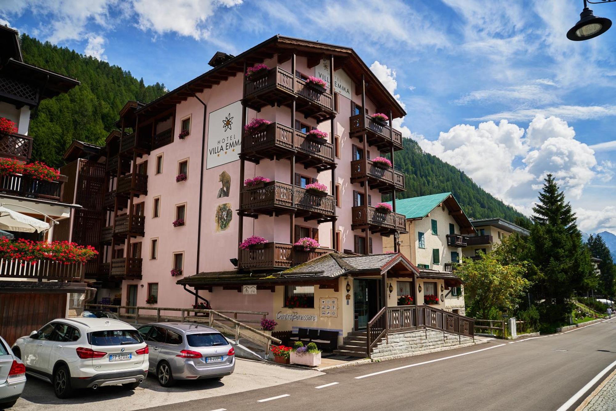 Hotel Villa Emma Madonna Kültér fotó